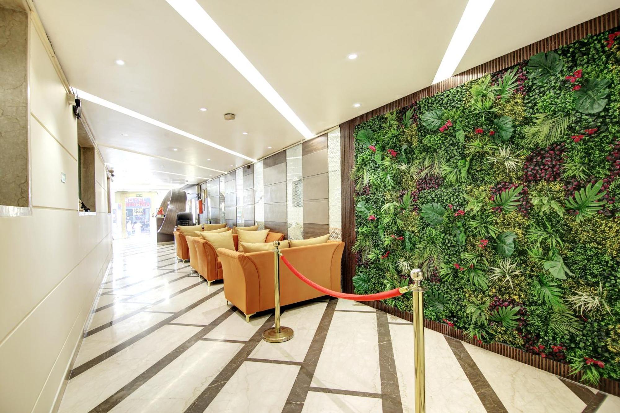 Hotel Neu Villa - Near Connaught Place & New Delhi Railway Station エクステリア 写真