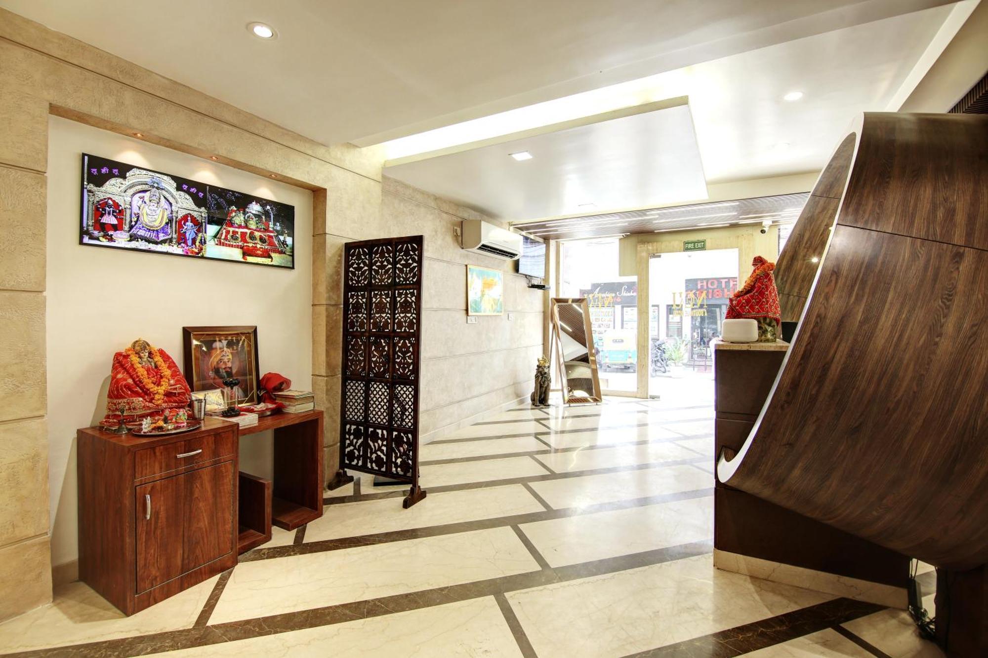 Hotel Neu Villa - Near Connaught Place & New Delhi Railway Station エクステリア 写真