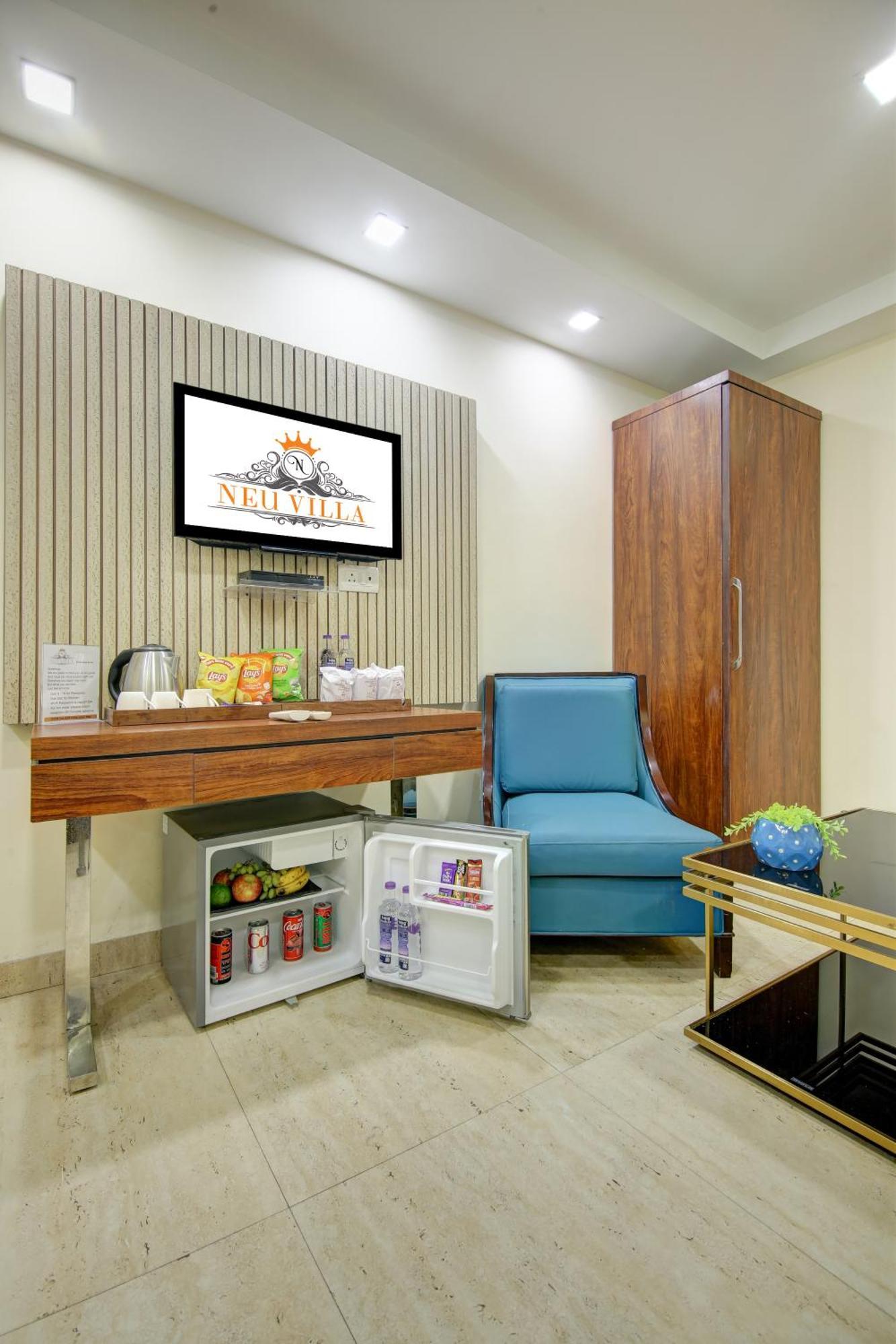 Hotel Neu Villa - Near Connaught Place & New Delhi Railway Station エクステリア 写真
