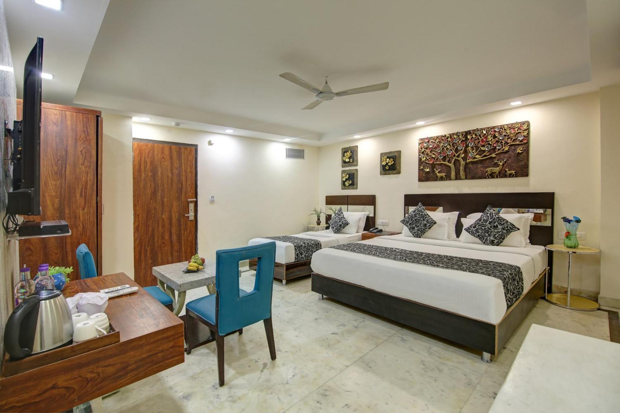 Hotel Neu Villa - Near Connaught Place & New Delhi Railway Station エクステリア 写真