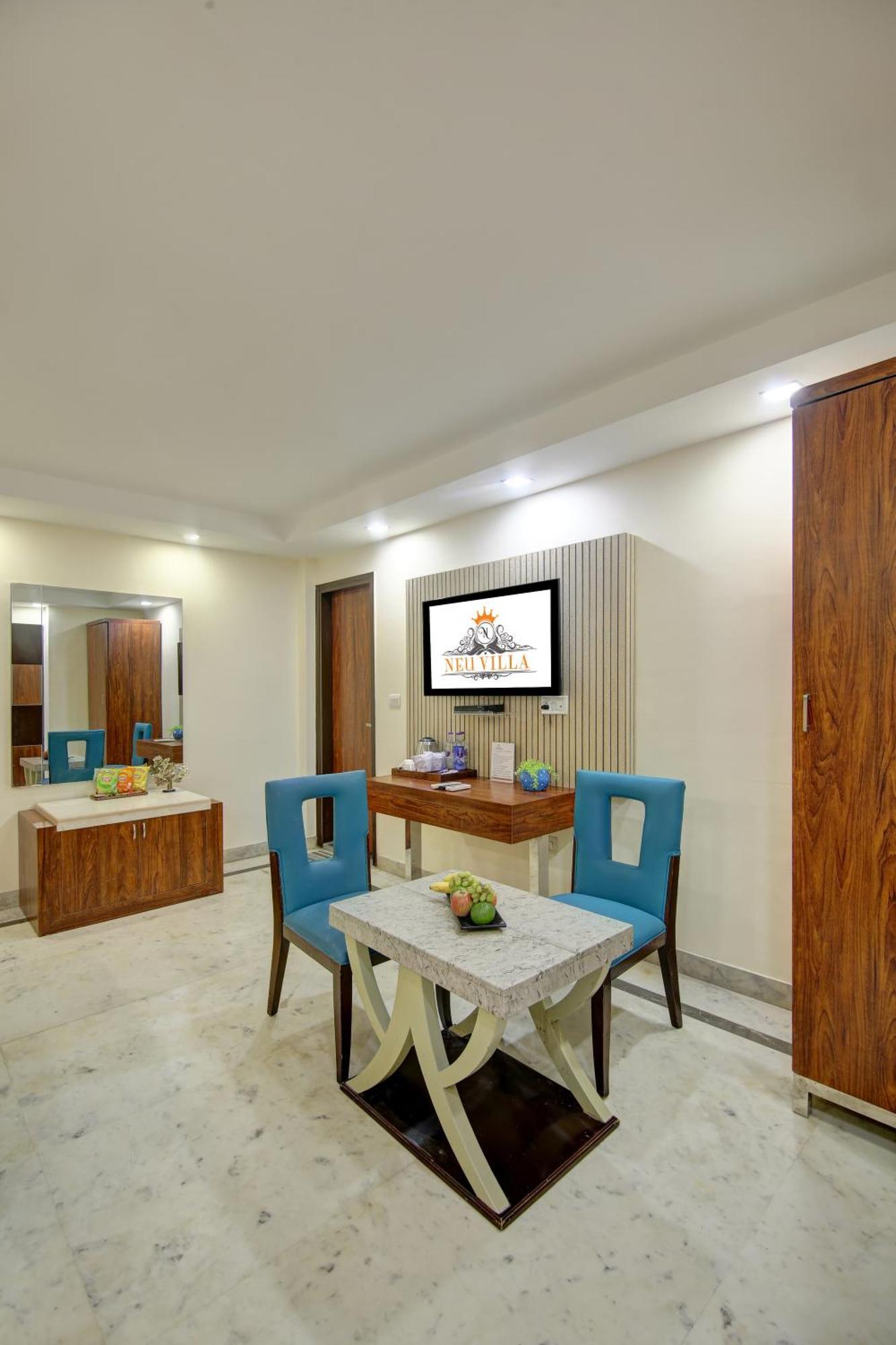 Hotel Neu Villa - Near Connaught Place & New Delhi Railway Station エクステリア 写真